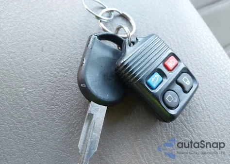 2002 Ford Explorer Xlt z USA, uszkodzony, nr VIN 1FMZU73E02UC08446